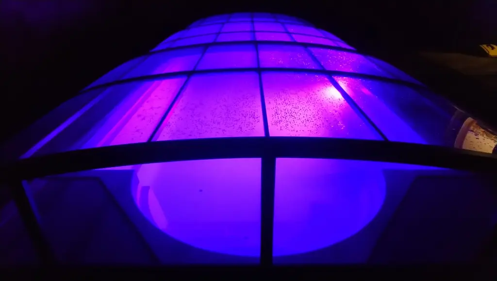 Led světlo do bazénu