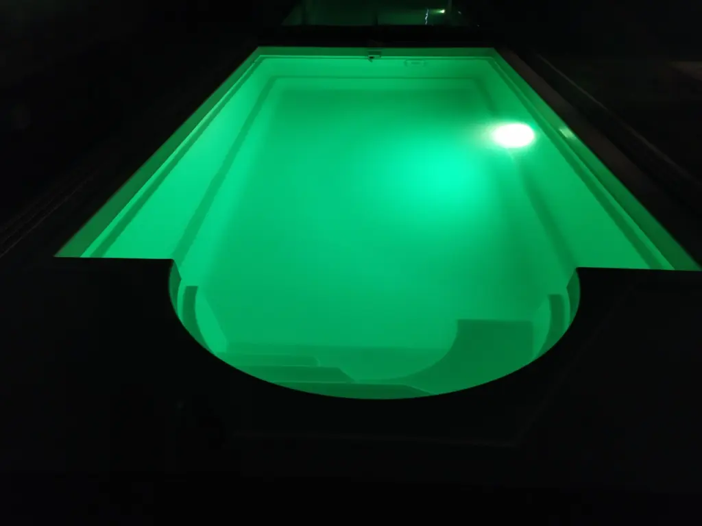 Led světlo do bazénu